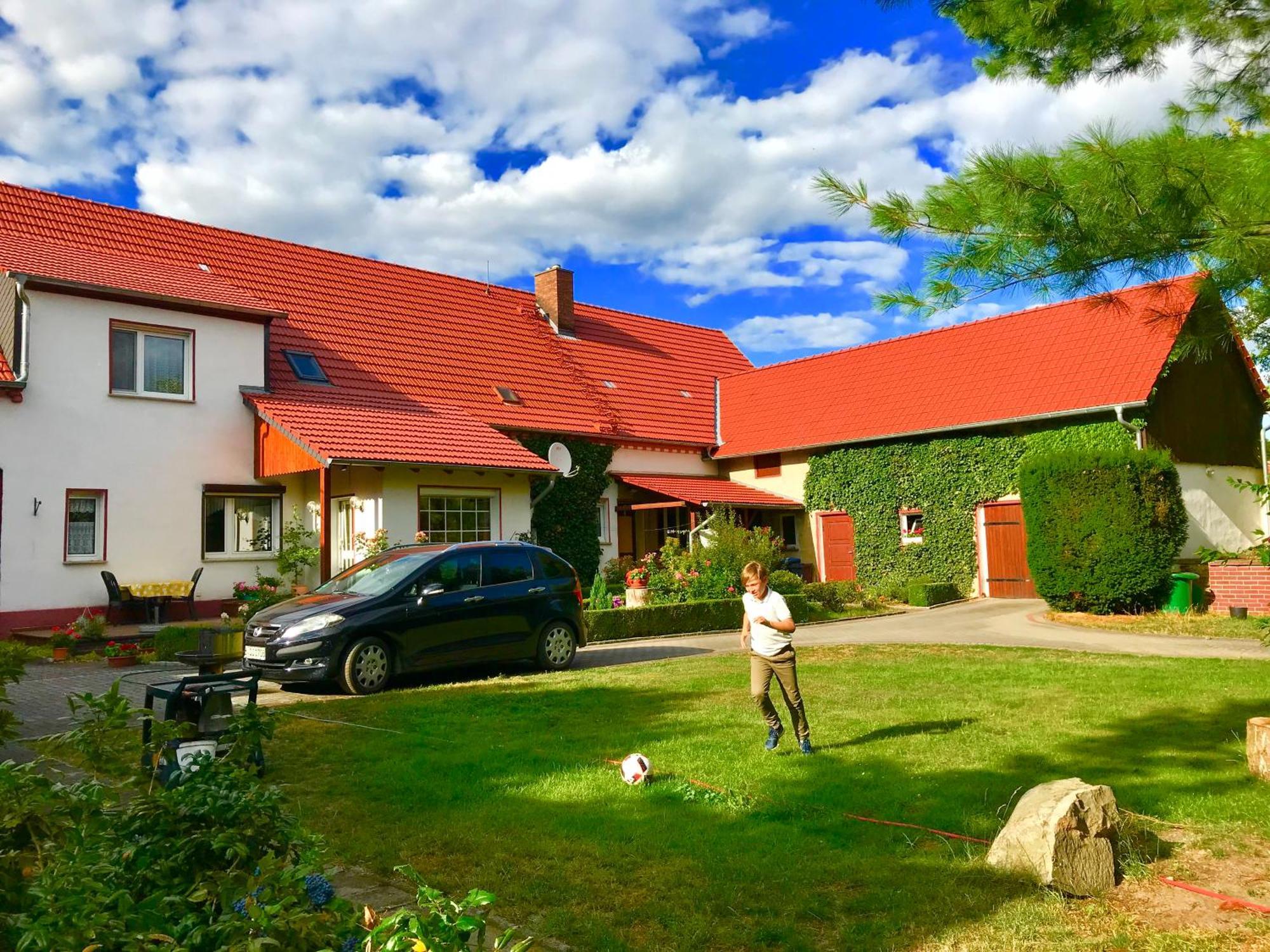 Top-Moderne Ferienwohnung Und Apartments Auf Frueherem Wunderschoenen Bauernhof Im Elbe-Elster-Kreis In Brandenburg Bei Herzberg-Elster, Schoenewalde, Holzdorf エクステリア 写真